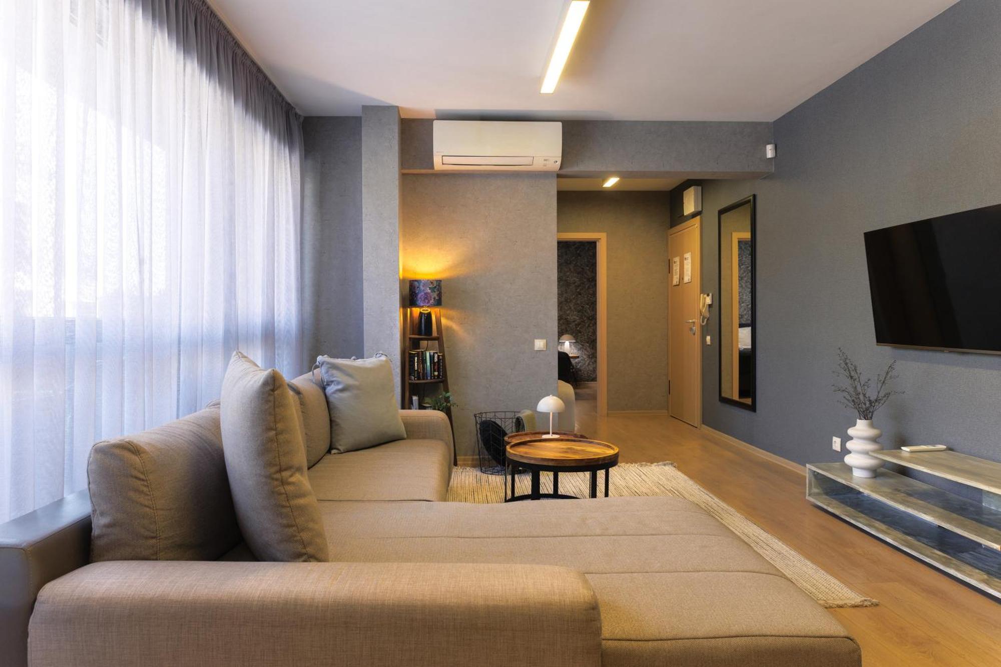 City Center Apartments With Parking بلوفديف المظهر الخارجي الصورة