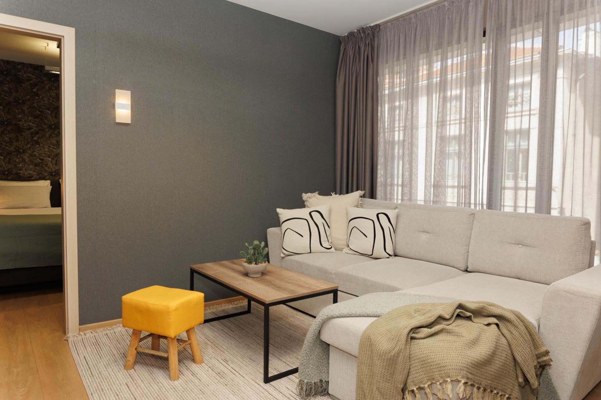 City Center Apartments With Parking بلوفديف المظهر الخارجي الصورة